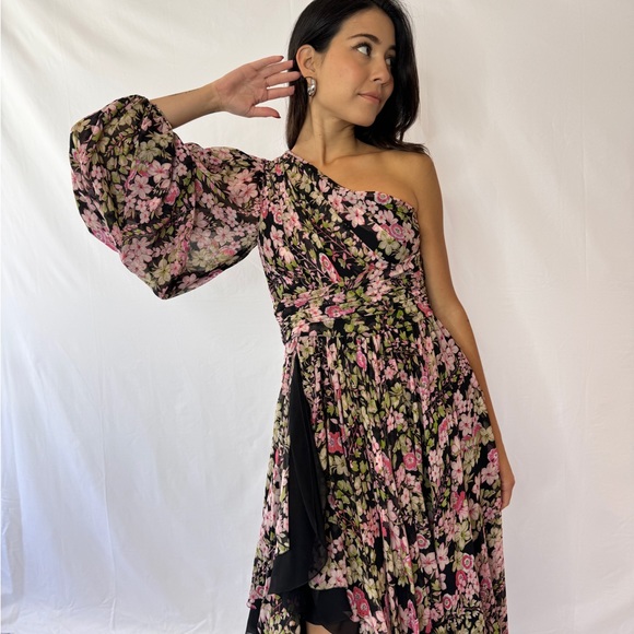 GIAMBATTISTA VALLI FLORAL RUNWAY DRESS - Picture 5 of 12